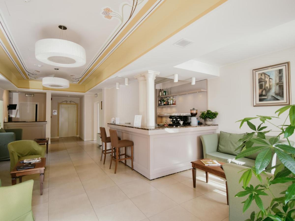 Cora Leon D'oro Hotel